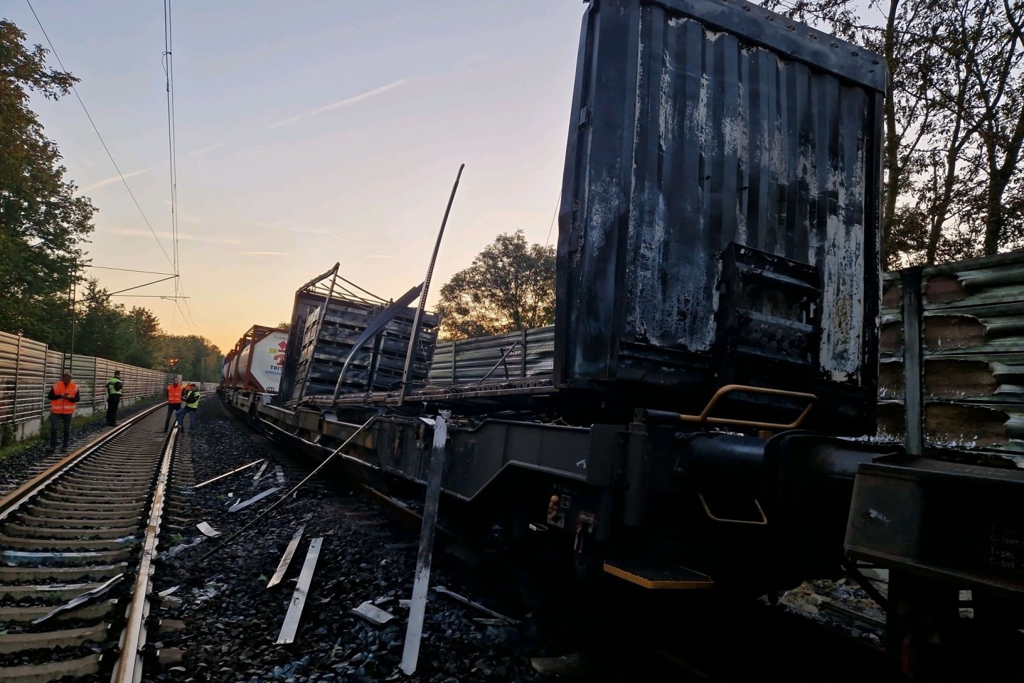Ein Güterwaggon hatte in der Region Hannover Feuer gefangen.