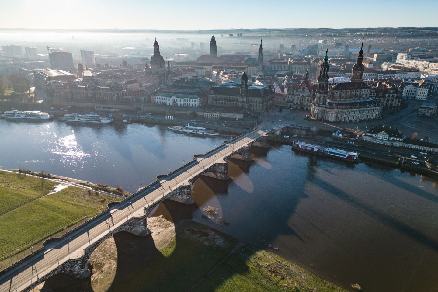 Sonniges Wetter in Dresden ein paar Tage vor Weihnachten.