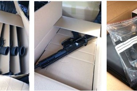 Elf Maschinenpistolen in Kofferraum bei Kontrolle entdeckt