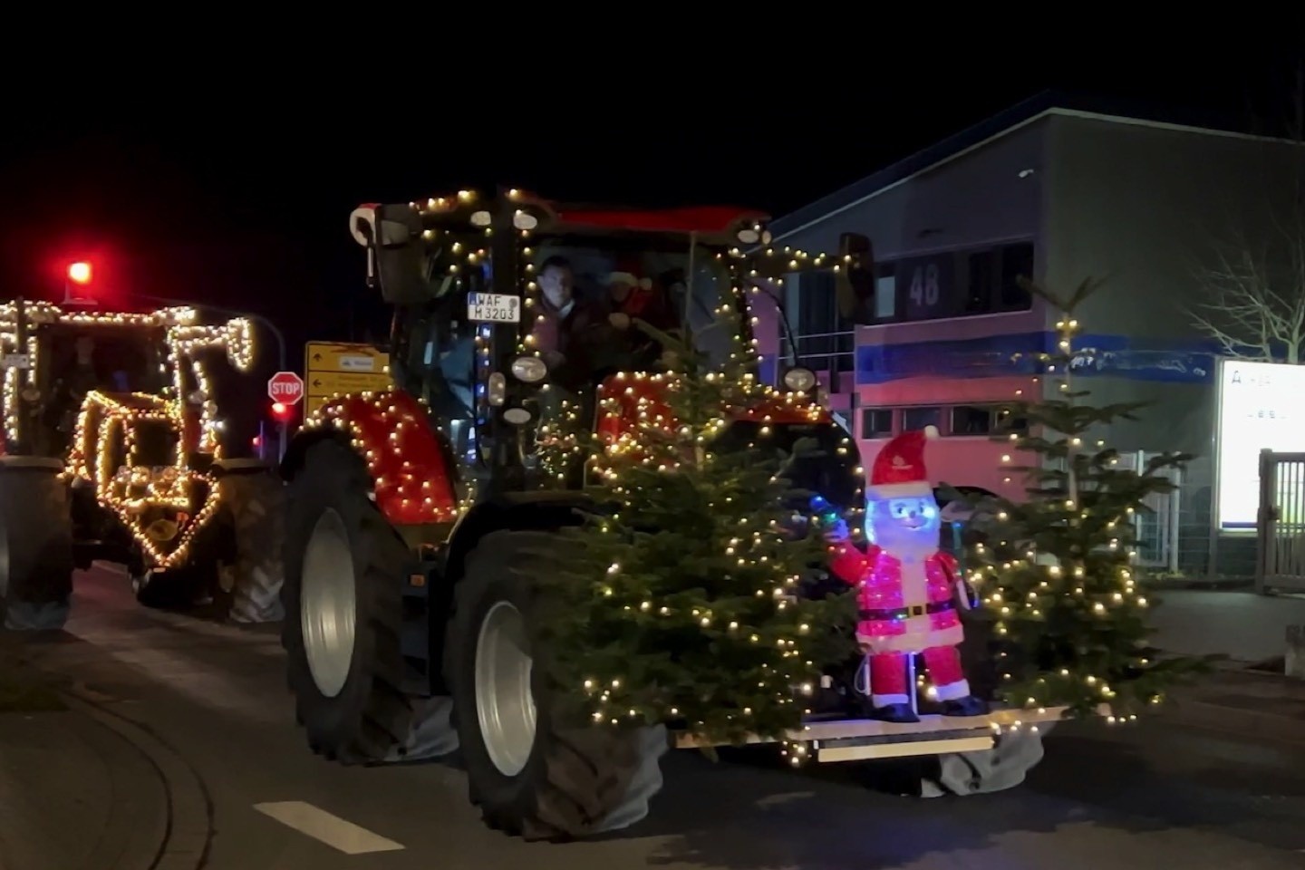 Traktor Weihnacht, Sassenberg,Warendorf,Ein Funken Hoffnung,Weihnachtliche Traktoren,