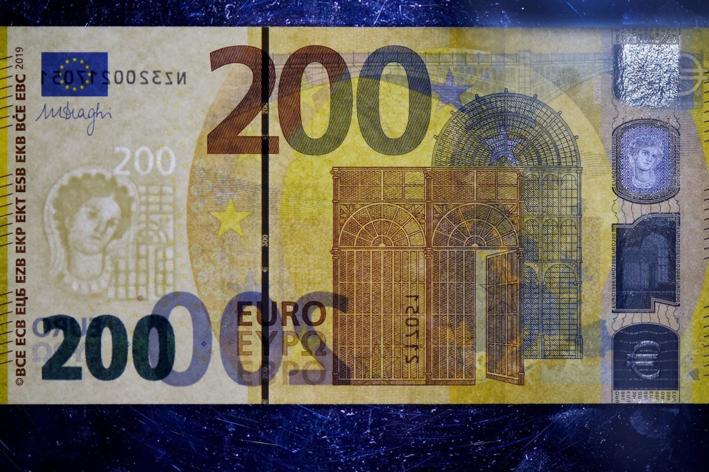 200-Euro-Banknoten «regneten» über Mainz. (Symbolbild)