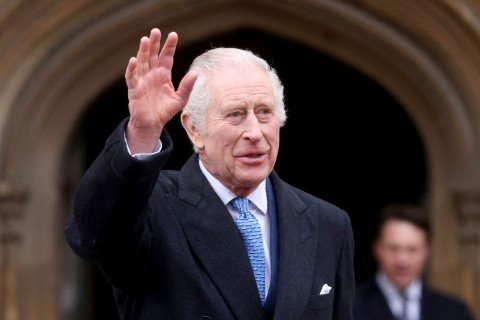 König Charles III. besucht Krebszentrum