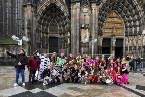 Freckenhorster Musiker- und Tanzgruppe begeistern in Köln
