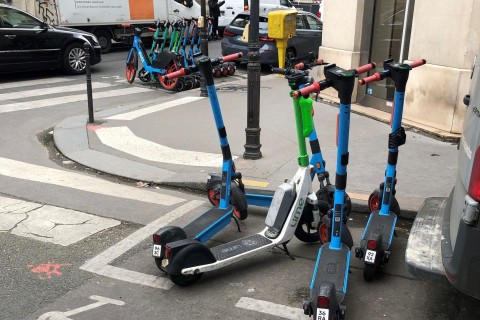 Pariser stimmen über Zukunft der E-Scooter ab