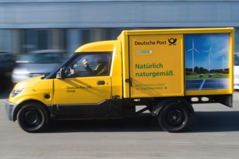 Deutsche Post stellt mobile Poststelle in Beelen auf